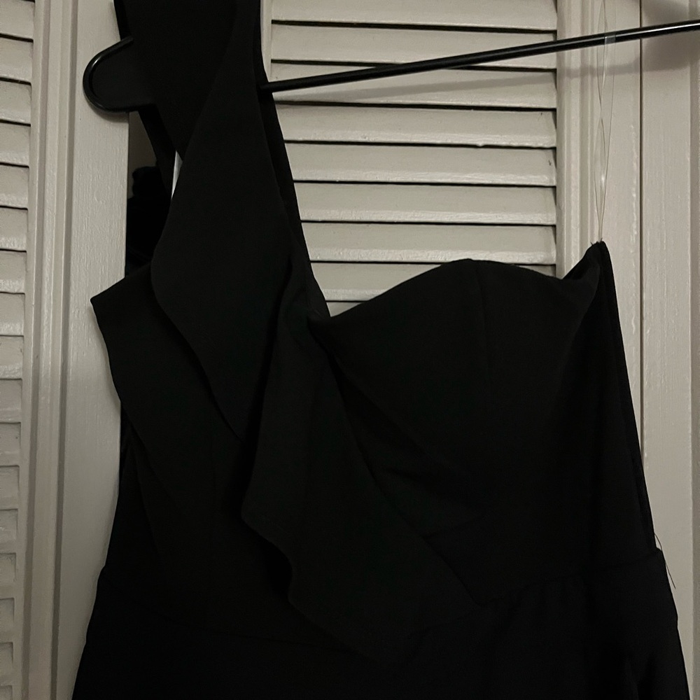 NWT Black Jumper with one shoulder
